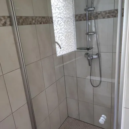 Guest house Parlevan Bangor